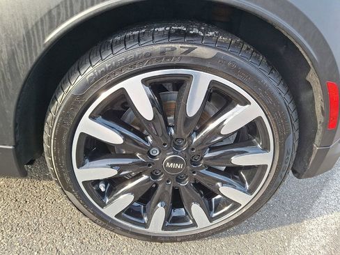 Used 2023 MINI Cooper S w/ Signature Upholstery Package image 6