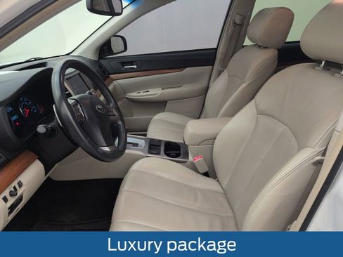 Used 2014 Subaru Outback 2.5i Limited image 5