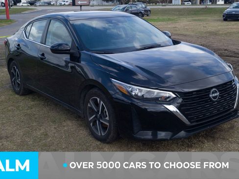 Used 2024 Nissan Sentra SV image 2