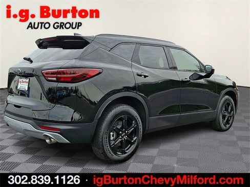 New 2026 Chevrolet Blazer LT w/ Midnight/Sport Edition image 4