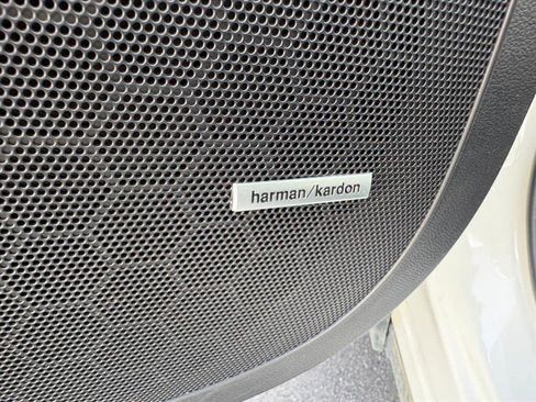 Used 2024 Subaru Ascent Touring image 17