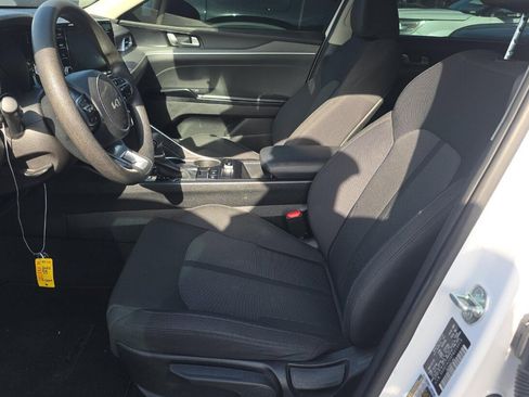 Used 2023 Kia K5 LXS image 7