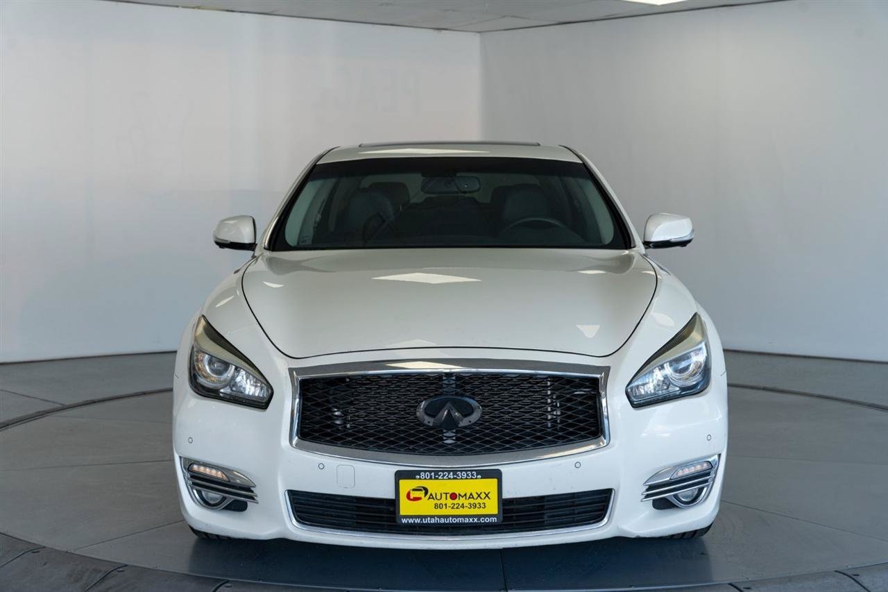 Used 2018 INFINITI Q70 L 3.7 AWD/4WD image 2