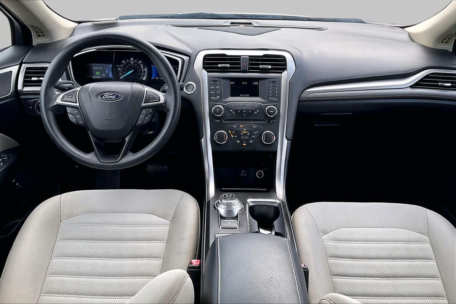 Used 2018 Ford Fusion S FWD image 15