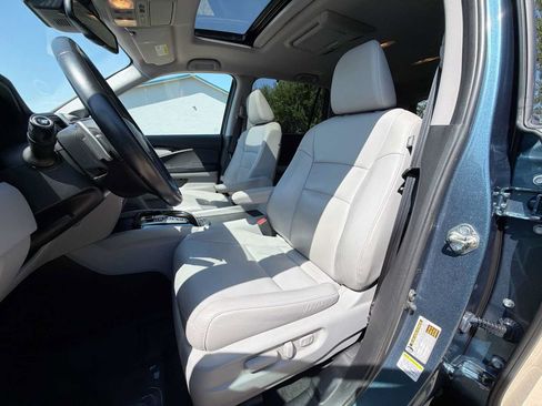 Used 2016 Honda Pilot Touring image 13