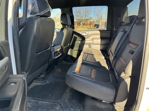 Used 2022 GMC Sierra 3500 AT4 image 10