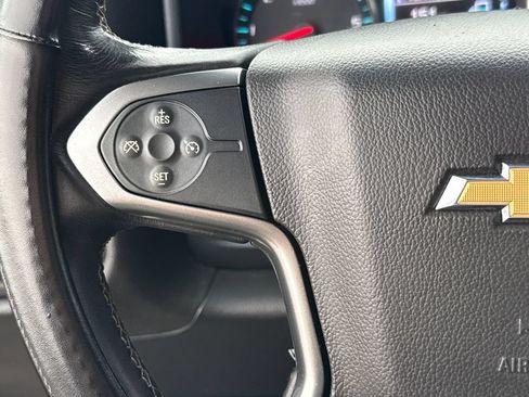 Used 2018 Chevrolet Silverado 1500 LT AWD/4WD image 14