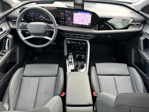 New 2025 Audi Q5 Premium Plus image 18