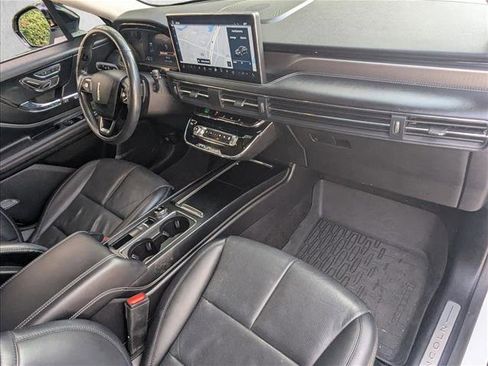 Used 2023 Lincoln Corsair Reserve w/ Equipment Group 201A image 20