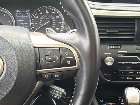 Used 2022 Lexus RX 350L Premium image 23