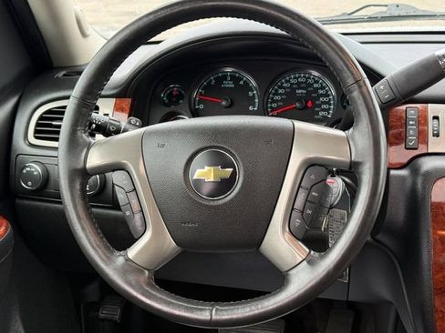 Used 2014 Chevrolet Tahoe LTZ image 16