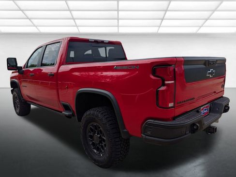 New 2026 Chevrolet Silverado 2500 ZR2 w/ ZR2 Bison Edition AWD/4WD image 2