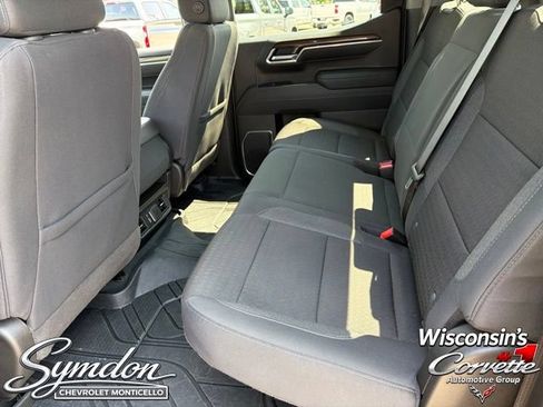 Used 2026 Chevrolet Silverado 1500 RST w/ RST Select Package AWD/4WD image 17