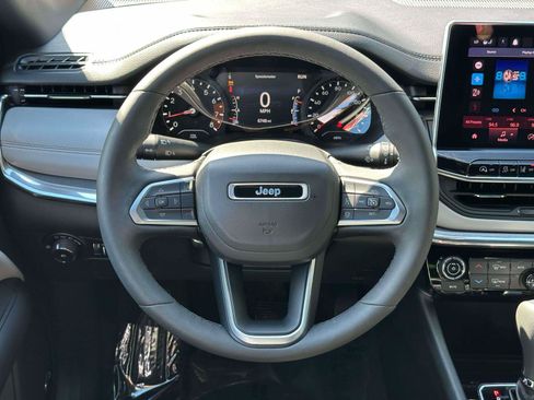 Used 2024 Jeep Compass Limited w/ Sun and Sound Group AWD/4WD image 12