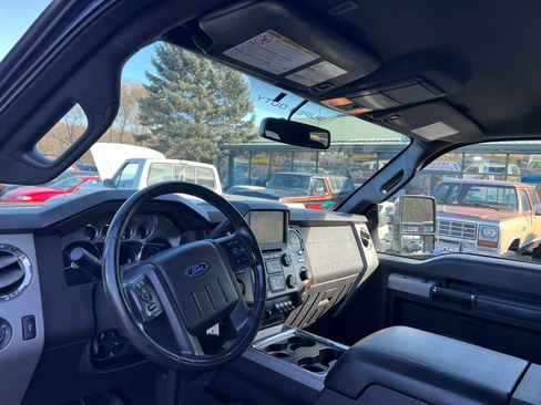 Used 2015 Ford F350 Lariat w/ Chrome Package image 7