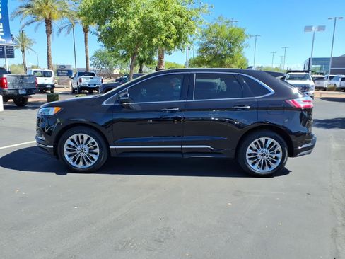 Used 2022 Ford Edge Titanium w/ Equipment Group 301A image 7