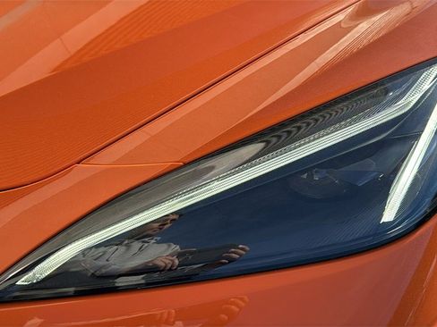 Used 2022 Chevrolet Corvette Stingray Premium Conv w/ Z51 Performance Package image 6