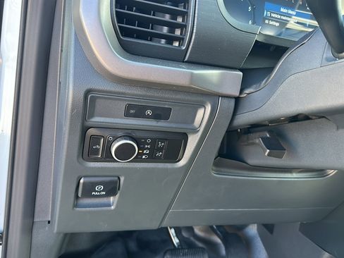 Used 2025 Ford F150 XL image 16