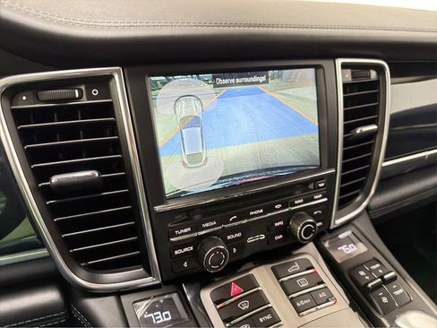 Used 2016 Porsche Panamera 4S image 23