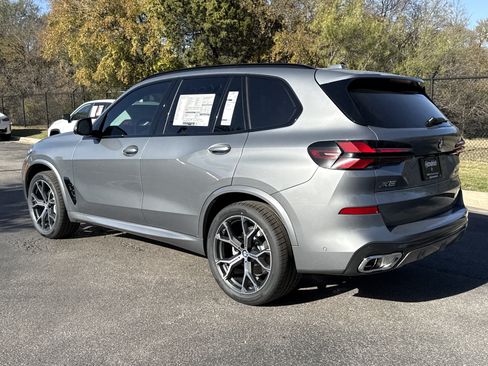 Used 2026 BMW X5 xDrive40i w/ M Sport Package AWD/4WD image 7
