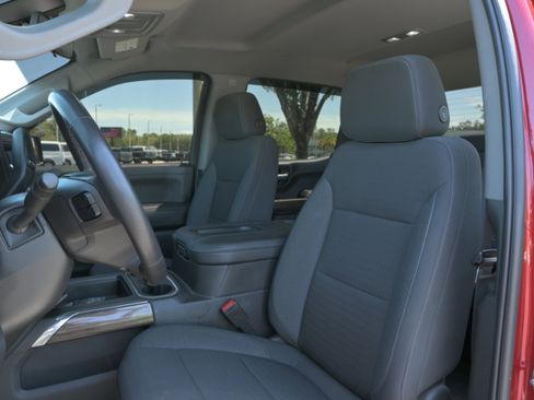 Used 2022 Chevrolet Silverado 1500 RST image 9