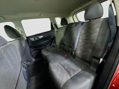 Used 2016 Nissan Rogue S image 21