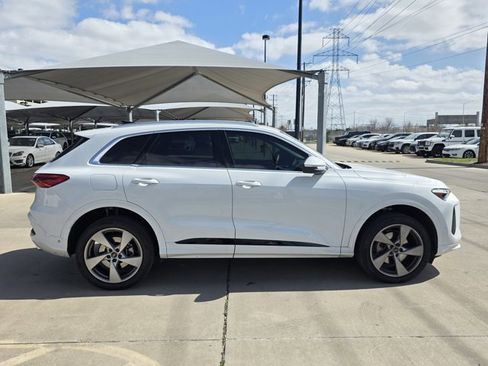 Used 2025 Audi Q5 Premium Plus w/ Premium Plus image 4