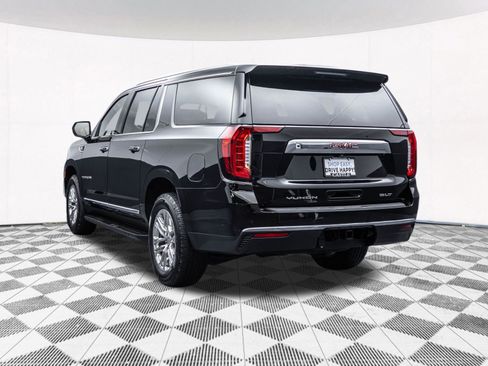 Used 2021 GMC Yukon XL SLT image 9