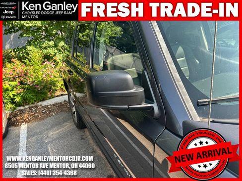 Used 2016 Jeep Patriot High Altitude AWD/4WD image 11
