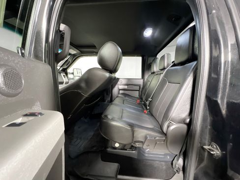 Used 2014 Ford F350 Lariat w/ Camper Package AWD/4WD image 28