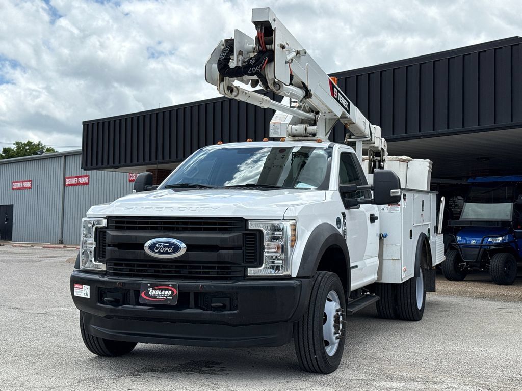 Used 2019 Ford F550 4x4 Regular Cab Super Duty image 3
