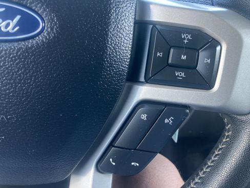 Used 2019 Ford F450 Lariat w/ Tow Technology Bundle AWD/4WD image 31
