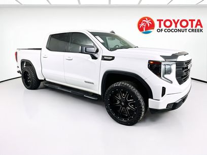 Used 2022 GMC Sierra 1500 Elevation