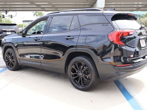 Used 2019 GMC Terrain SLE w/ Driver Convenience Package AWD/4WD image 5