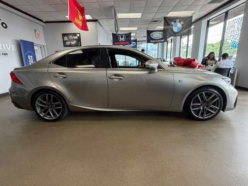 Used 2018 Lexus IS 300 F Sport w/ F Sport Package RWD image 15