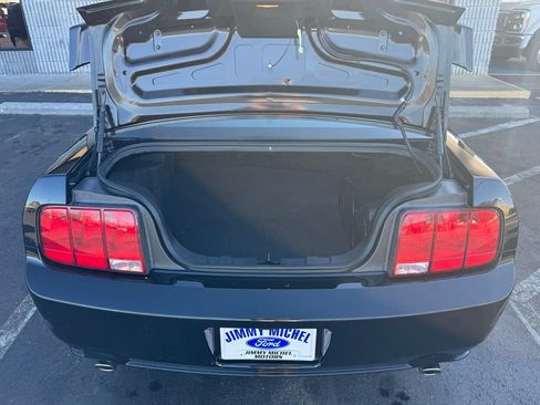 Used 2007 Ford Mustang GT image 25