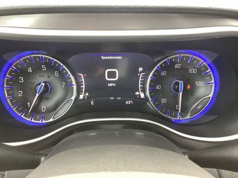 New 2026 Chrysler Pacifica Select image 16