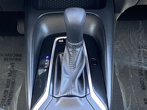 Certified 2025 Toyota Corolla LE FWD image 15