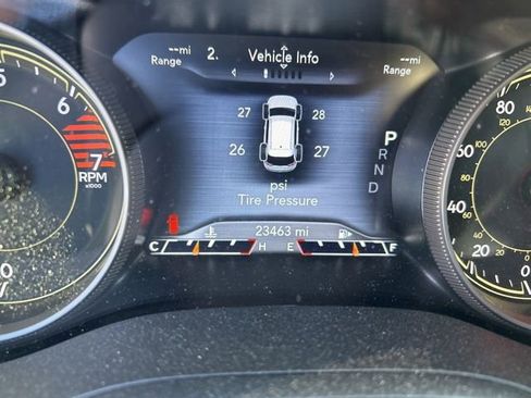 Certified 2023 Jeep Cherokee Altitude Lux w/ Lux Elite Package image 11