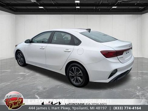 Used 2023 Kia Forte LXS FWD image 3