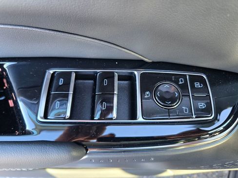 New 2026 Cadillac Lyriq Luxury image 15