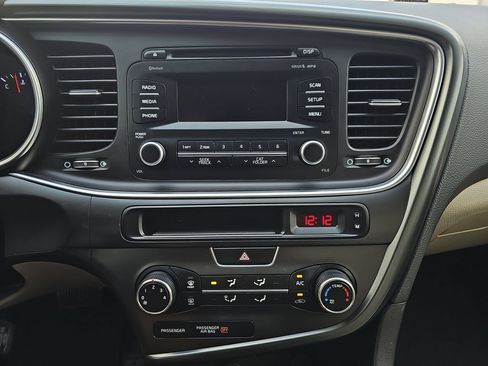 Used 2015 Kia Optima LX image 24