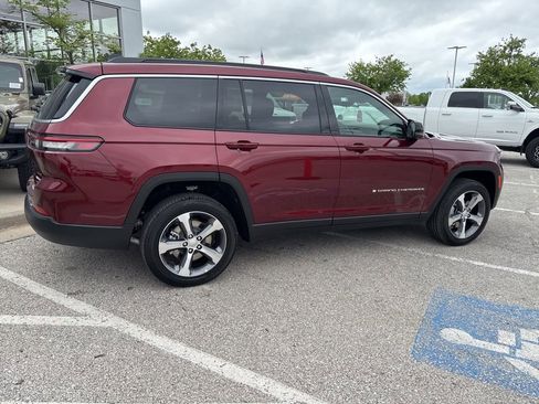 New 2026 Jeep Grand Cherokee L Limited AWD/4WD image 31