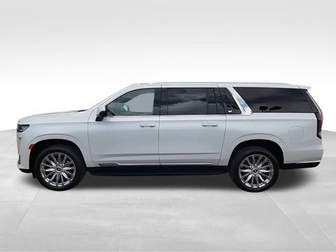 Certified 2024 Cadillac Escalade ESV Premium Luxury AWD/4WD image 5