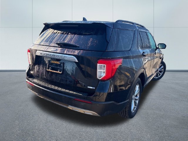 Used 2020 Ford Explorer XLT w/ Equipment Group 202A AWD/4WD image 4