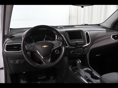 Used 2019 Chevrolet Equinox LT FWD image 6