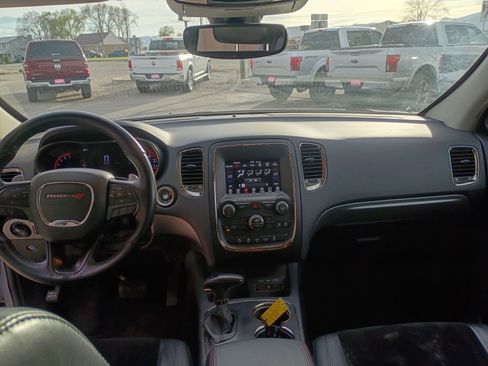 Used 2018 Dodge Durango GT image 12