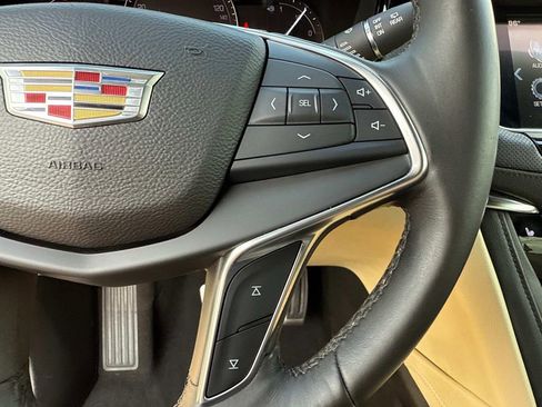 Used 2017 Cadillac XT5 Luxury w/ Driver Awareness Package image 30