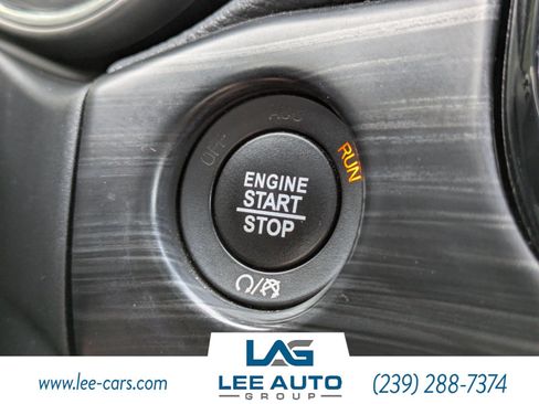 Used 2020 Jeep Grand Cherokee Altitude AWD/4WD image 30