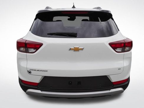 Used 2023 Chevrolet TrailBlazer LT w/ Convenience Package FWD image 6